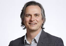 Damian Rinaldi's Instagram, Twitter & Facebook