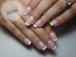 It does not even matter what shape or size your nails are, french tips can glam them up in a matter of seconds. 30 French Manicure Nail Designs For 2018 Beautybigbang
