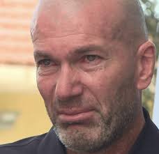 ⬅️ "Adieu Enzo" : la famille Zidane dévastée, son fils vient n'est plus...  Voir le 1er commentaire