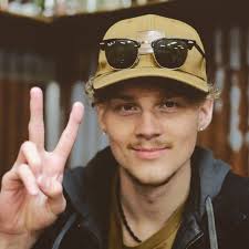 Avery Hanson (@therealaveryhansonl) • Instagram photos and videos