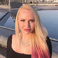 Kellie Wood's Instagram, Twitter & Facebook