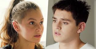 En qué teleseries de Mega ha aparecido Oliver Borner? El actor interpreta a  Nacho en Como la Vida Misma