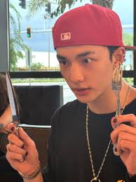 Venue ✓ Happy Hour & a Half ✓ Photographer ✓ Band ✓