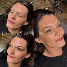 Did you know also I offer free in-person consultations to help you feel  confident and informed before your appointment? During your consult, we'll  chat about the best shape, style, and color for