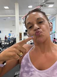 Listen to your gut out there folks... 10 minutes of lunging is better than  10 hours at the ER!