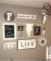 Like Rustic Farmhouse Home Decor Ideas And Inspiration Homedecor Farmhouse Western Home Decor Western Living Rooms Home Decor Styles