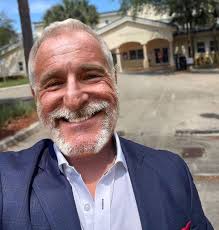 Jon Lennon (@jonslennon) • Instagram photos and videos