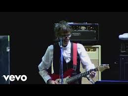 Hubo otro proyecto en conjunto de charly y luis del cual pocos conocen: Cover Versions Of Rezo Por Vos By Luis Alberto Spinetta Charly Garcia Secondhandsongs