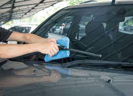 15 Creative Uses For Club Soda Clean Car Windshield Club Soda Car Windshield