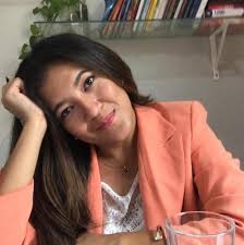 Beatriz Johnson Avelino Rezende opiniões