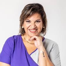 Danielle Maciel's Instagram, Twitter & Facebook