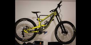 Velo Yt Tues Cf En Taille S 51251 Categorie Vtt Annee 2017 Derailleur Sram Gx Obtenez Le Sur Tuvalum Fr Le Site 1 Pour La Achat E Velo Vtt Velo Vtt