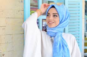 Yazin Sicaklarda Sizi Serin Tutacak En Favori 7 Yazlik Sal Modelini Sizlerle Paylasiyorum Iste En Kullanisli Kirismaya Modelleme Basortusu Modasi Guzel Turban