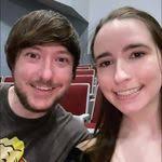 Kendra Marcum's Instagram, Twitter & Facebook