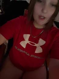 Alyssa Agee's Instagram, Twitter & Facebook