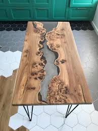 Bonjour A Tous Je Suis Heureux Que Vous Aimez Cette Liste Merci La Table Est Vendue Mais Ne Vous Inquiet En 2021 Table Bois Table En Bois Rustique Table De Resine