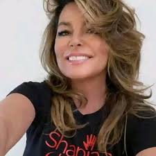 Honey do you want us to spend the Christmas together ?😍