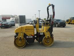 Caterpillar CB224E Smooth Drum Roller