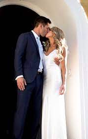 It represents calmness and peacefulness. Something Blue Escape Gown Never Worn New Wedding Dress Save 71 Stillwhite