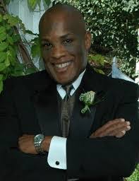 Tracy Derrick's Instagram, Twitter & Facebook