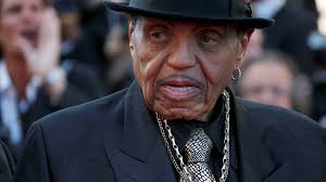 Mort de Joe Jackson, découvreur du talent familial mais père fouettard