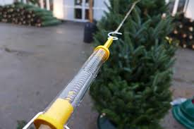 The tough construction guarantees years of service while the large base ensures that your tree doesn't tip off. The Best Christmas Tree Stand Reviews By Wirecutter