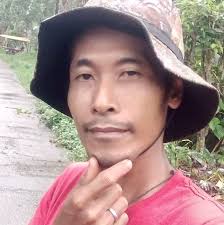 Having fun before rehearsing Maureene Larrazabal official Michael V. Ara  Mina