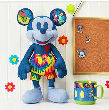 Pin By Jackie Rammsteinchen On Wow Mickey Mouse Toys Mickey Mouse Images Disney Souvenirs