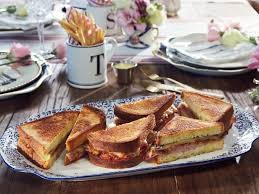 Tiffani S Croque Monsieur Recipe Croque Monsieur Food Food Network Recipes