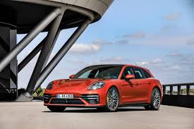 The concept version of the taycan, named the porsche mission e, debuted at the 2015 frankfurt motor show. Powerschub Fur Das Porsche Panamera Leasing Porsche Blog Atlas Leasing