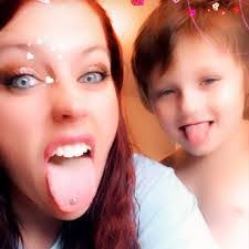 Amber Leatherman's Instagram, Twitter & Facebook