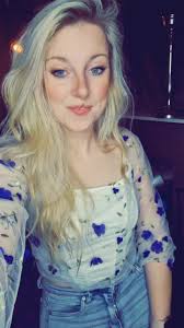 Dutch Girl Lip Sync Challenge