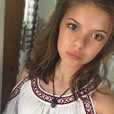 Tabitha Pyle's Instagram, Twitter & Facebook