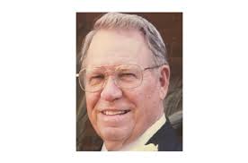 Borderland Hardware patriarch, passes away