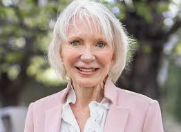 Etiquipedia: Spotlight