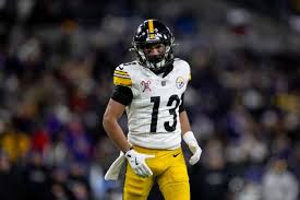 Bears are signing free-agent wide receiver Scotty Miller, per Drew  Rosenhaus and Robert Bailey.