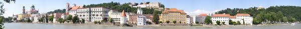 Bei immo.de finden sie häuser und wohnungen in altstadt zum kauf und zur miete bei immo.de finden. Datei Passau Altstadt Panorama 4 Jpg Wikipedia