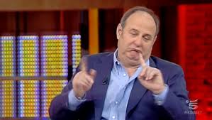 A pochi minuti dall'inizio della puntata andata in onda il 3 gennaio 2019, gerry scotti è scoppiato in lacrime a the wall. Gerry Scotti No Meme Generator Imgflip