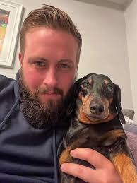 The two auld yins up the park the day trying to dance 🕺 🕺🤣🤣