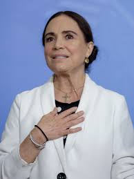 Marcelo martins — pé quente 09:38. Regina Duarte Wikipedia