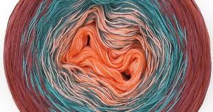 Lola Farbverlaufsgarn Classic Eichelhaher Garn 50 Baumwolle 50 Acryl Color Gradient Yarn Classic Jay Available In Garn Farbverlaufswolle Bobbel Wolle