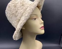 At The Auction House! Estate Jewelry and... starts