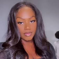 Raven Young (@sooraven_) • Threads, Say more