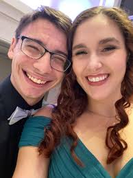 Dominique Rohde and Benjamin Brush's Wedding Website