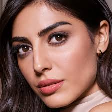 Sie wissen ganz genau, was in dem endprodukt drin ist! Braut Make Up Selber Machen So Wird Es Perfekt Max Factor