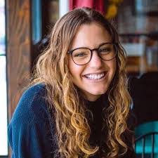 Nicole Gwin's Instagram, Twitter & Facebook