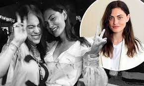 She is most known for her work the kids' television series h2o: Phoebe Tonkin Bonds With Billie Eilish At Chanel Event Daily Mail Online