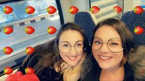 Eloise Parr's Instagram, Twitter & Facebook