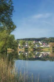 It is one of the daun maars (dauner maare) or daun maar group and is a double maar, comprising a western maar lake and an eastern dry maar. Schalkenmehrener Maar Vulkansee In Idyllischer Lage Ferienhaus Eifel