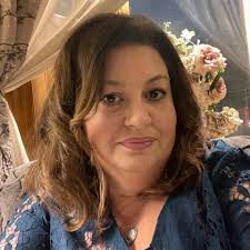 Hello my name is Emma and I'm an affordable website designer. I have  created a few websites for small businesses and photography business. I  charge $60 an hour. Private message or comment. |